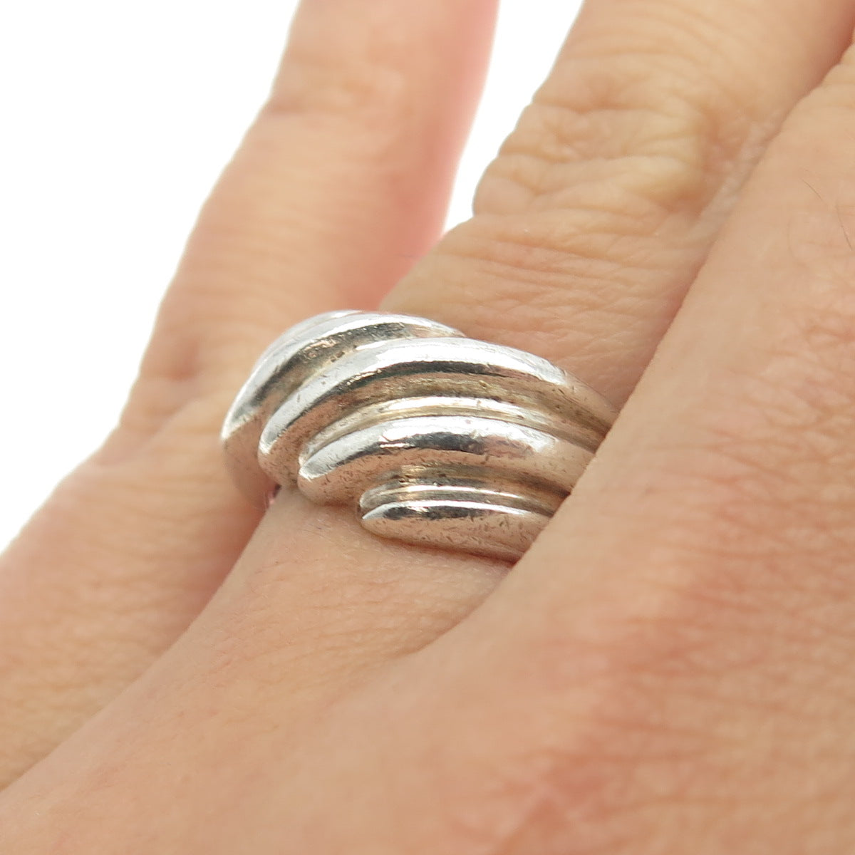 925 Sterling Silver Vintage Puffy Ribbed Ring Size 7.5