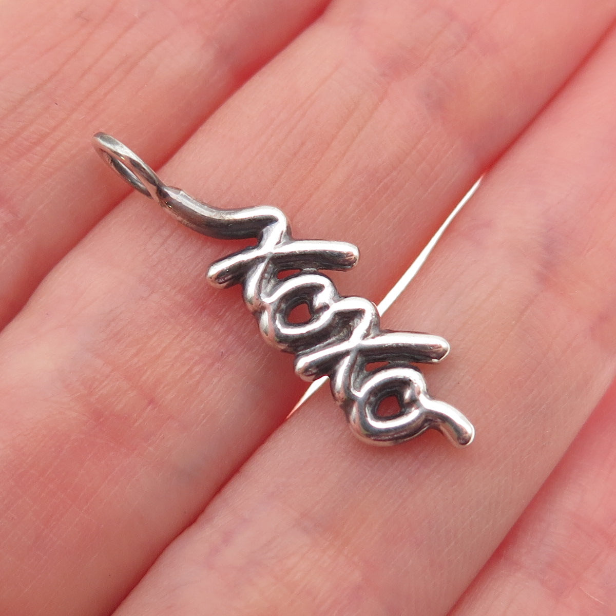 925 Sterling Silver Vintage XOXO Hugs & Kisses Oxidized Charm Pendant