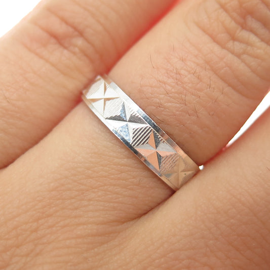 925 Sterling Silver Vintage Diamond-Cut Band Ring Size 7