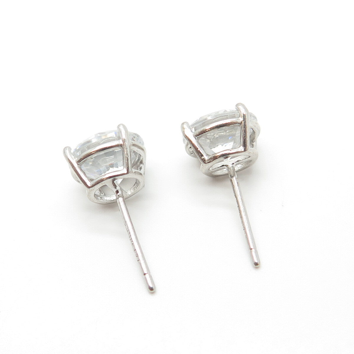 925 Sterling Silver Round-Cut C Z Stud Earrings