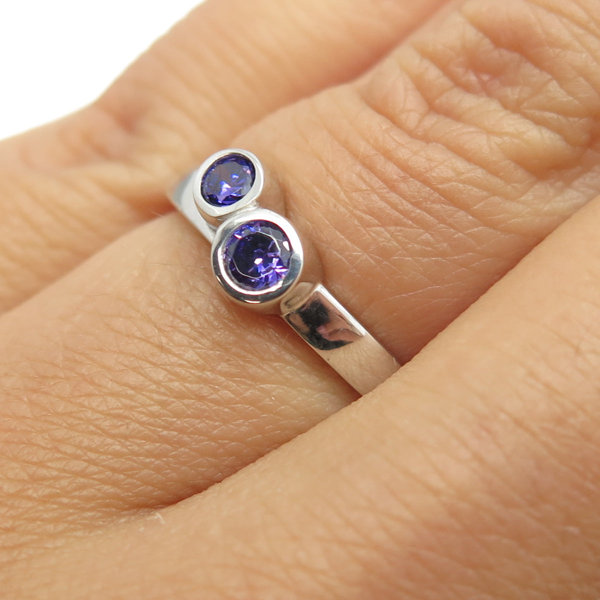 925 Sterling Silver Round-Cut Purple C Z Ring Size 6