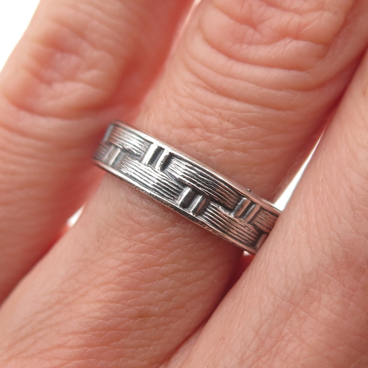 925 Sterling Silver Vintage Modernist Woven Oxidized Band Ring Size 6