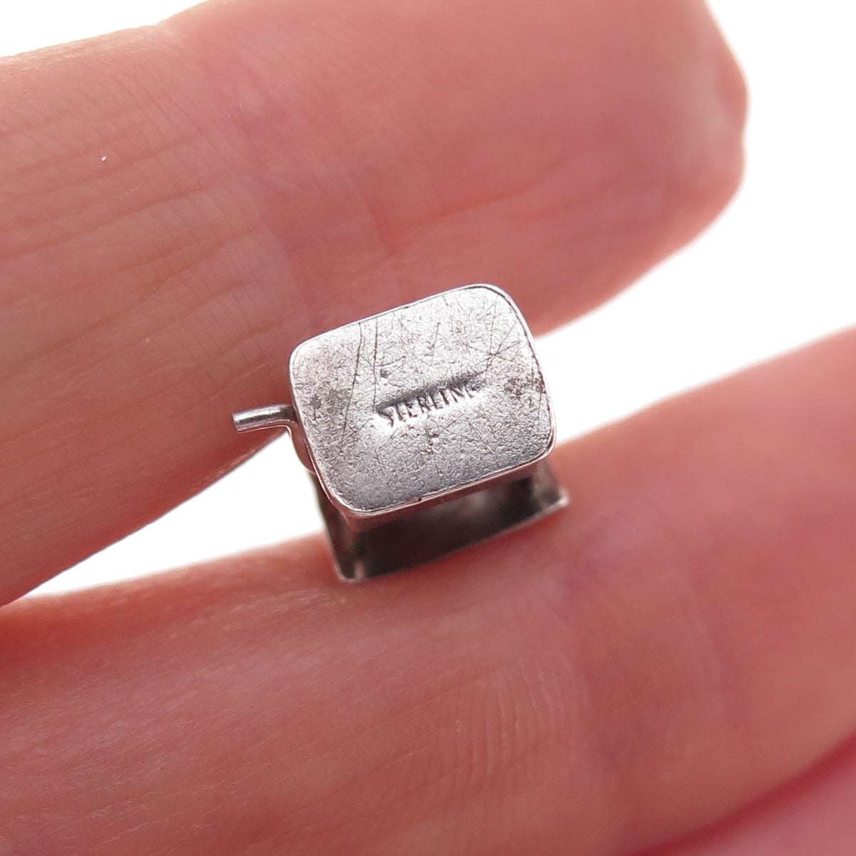 925 Sterling Silver Antique Art Deco Water Well Oxidized 3D Charm Pendant