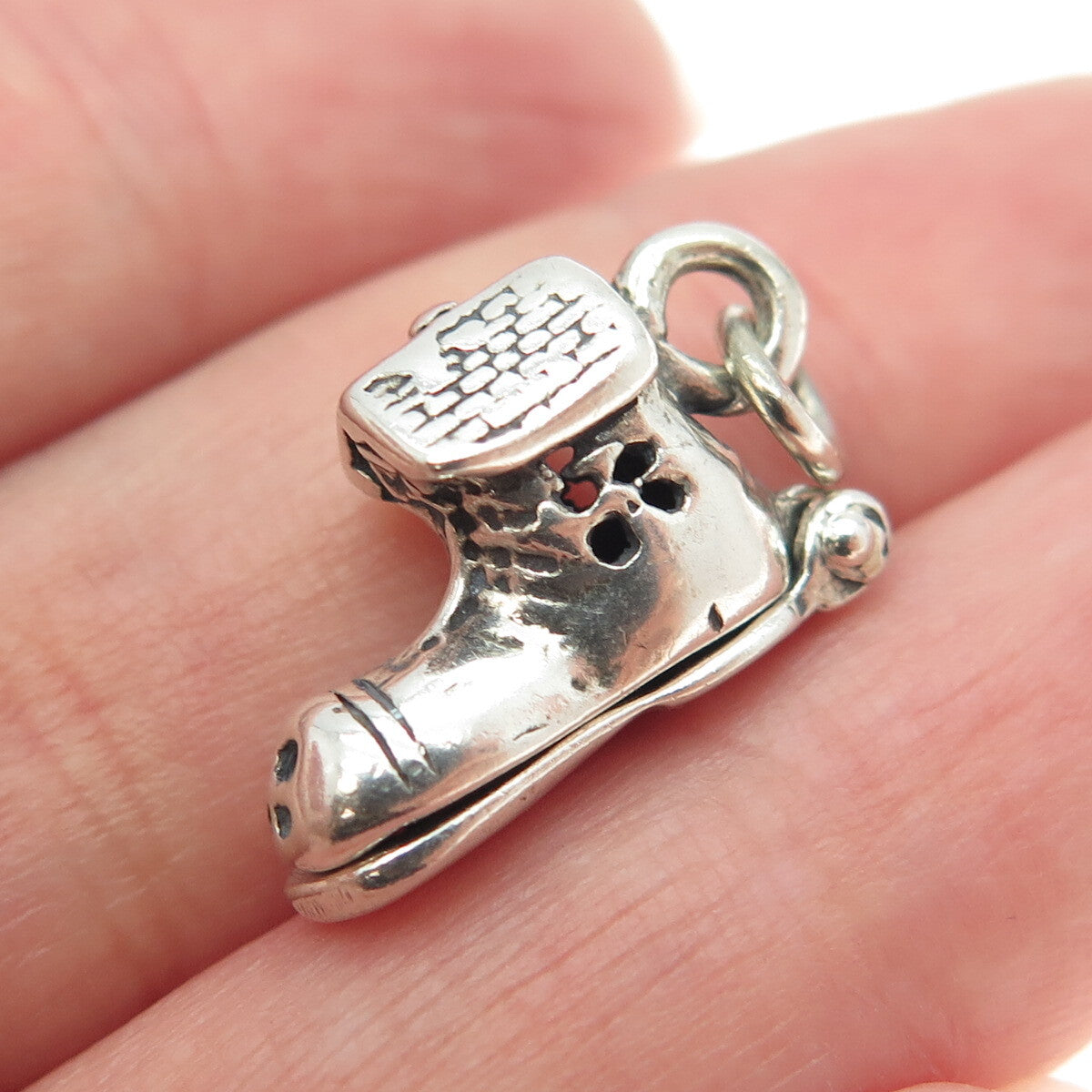 925 Sterling Silver Vintage Mouse Shoe House 3D Pendant