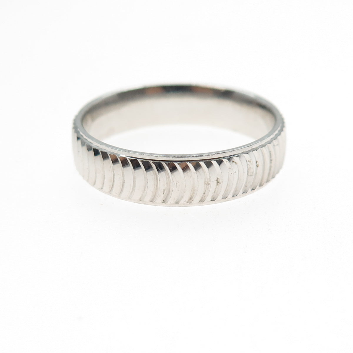 925 Sterling Silver Ribbed Band Ring Size 12.25