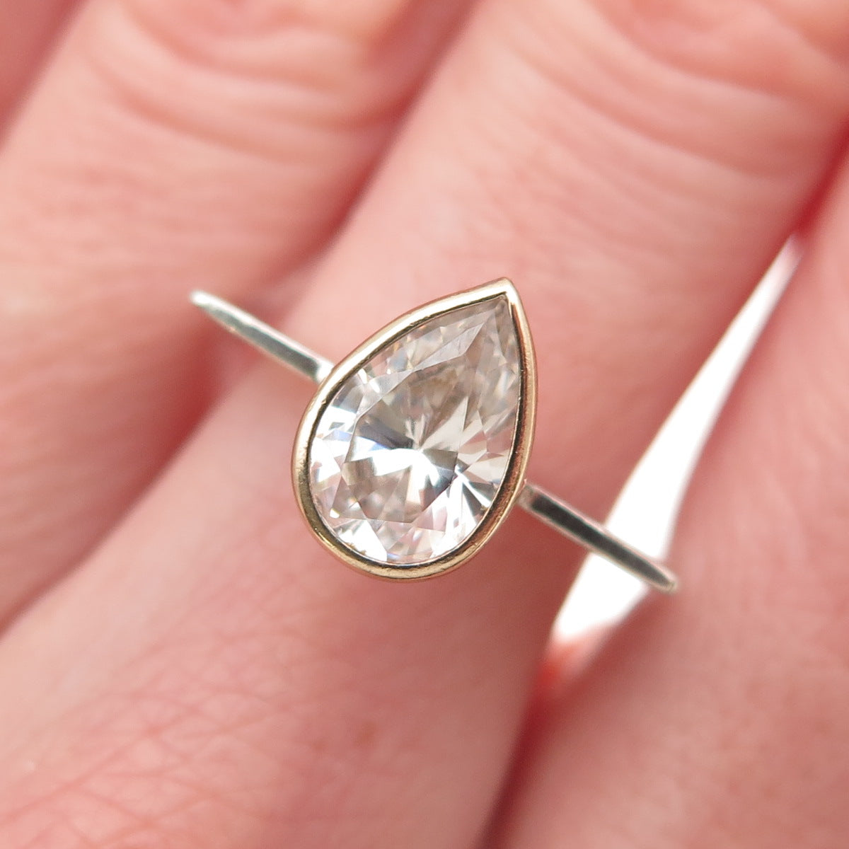 925 Sterling Silver 14K Gold Vintage Pear-Cut C Z Modernist Ring Size 6