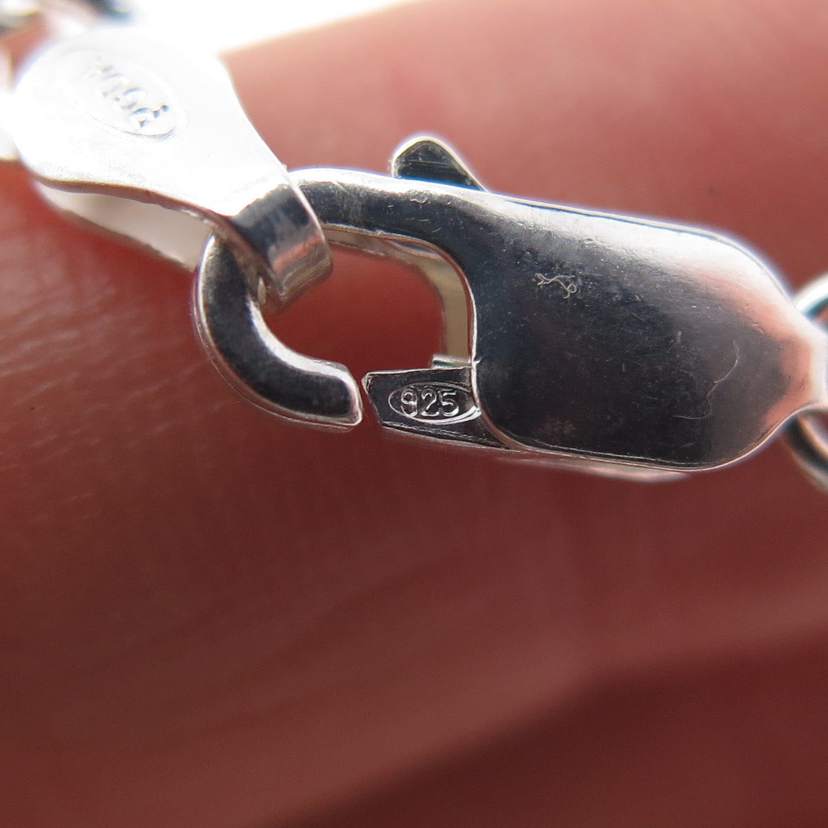 PAGODA 925 Sterling Silver Vintage Italy Figaro Chain Necklace 22"