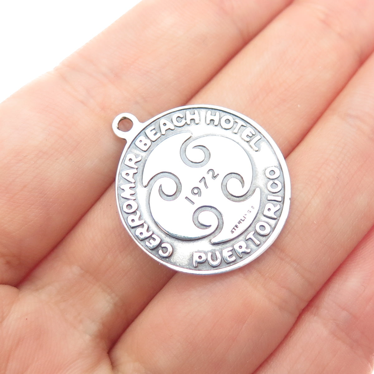 925 Sterling Vintage 1972 Fidelity & Guaranty Life Achievement Club Pendant