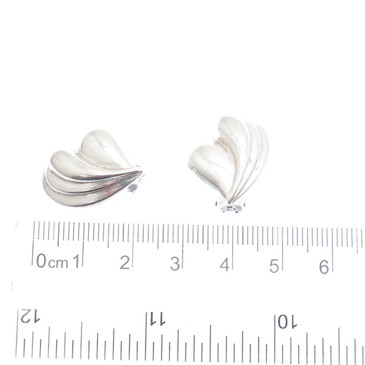 925 Sterling Silver Vintage Heart Ribbed Clip On Earrings
