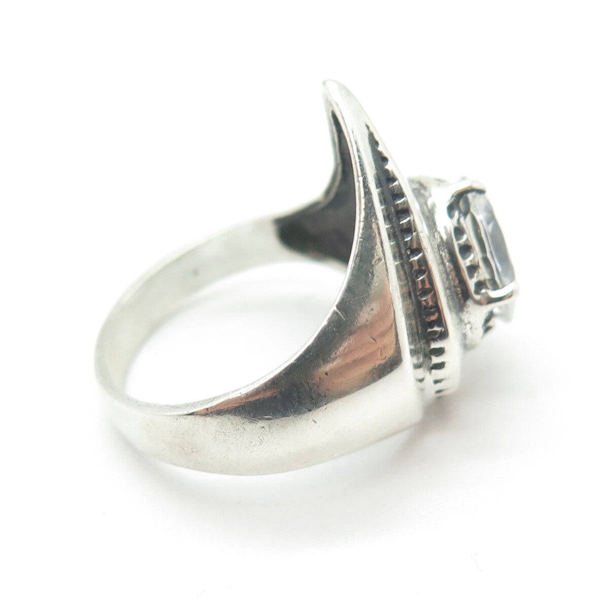 JUDITH RIPKA 925 Sterling Vintage Oval-Cut Shaped C Z Modernist Ring Size 6.75