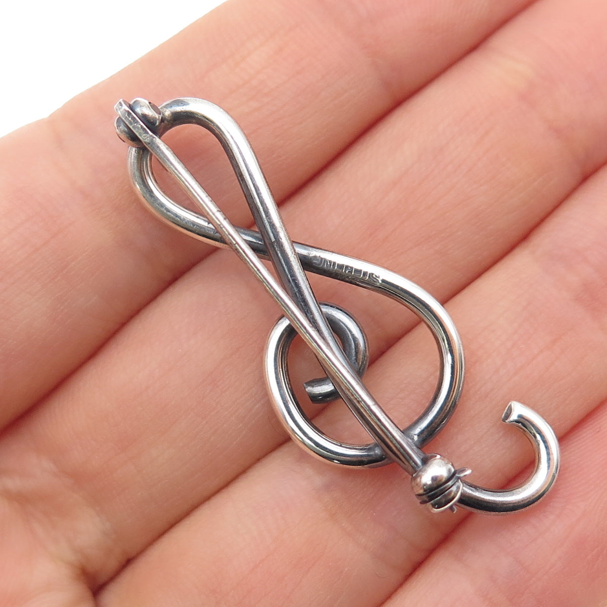 925 Sterling Silver Vintage Treble Clef Oxidized Pin Brooch