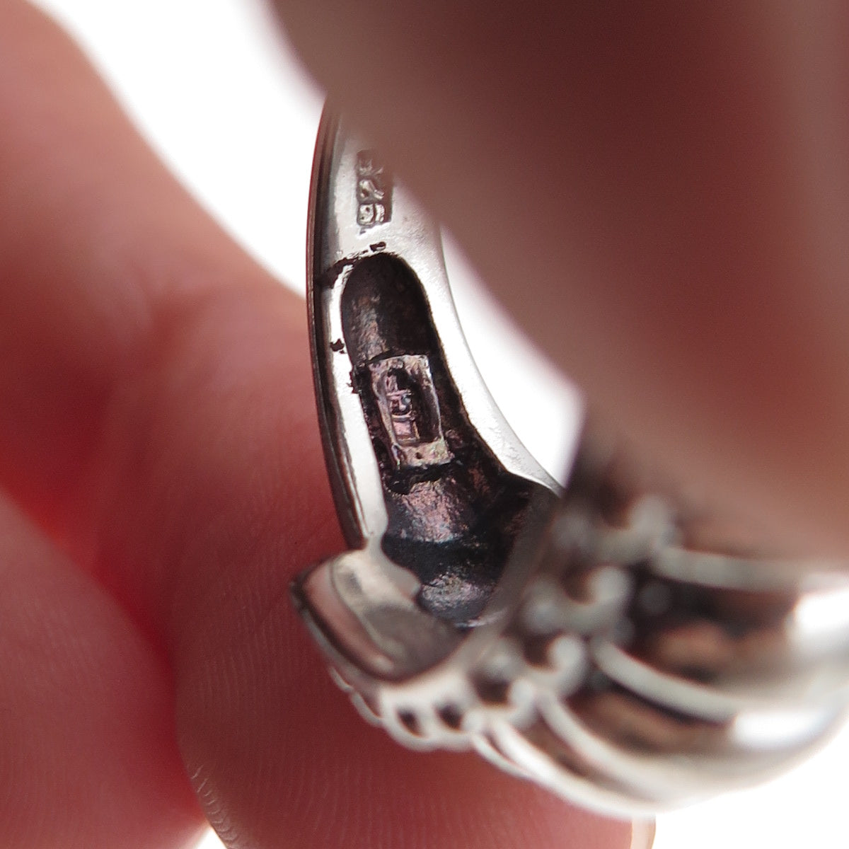 925 Sterling Silver Vintage Modernist Ribbed Oxidized Ring Size 7