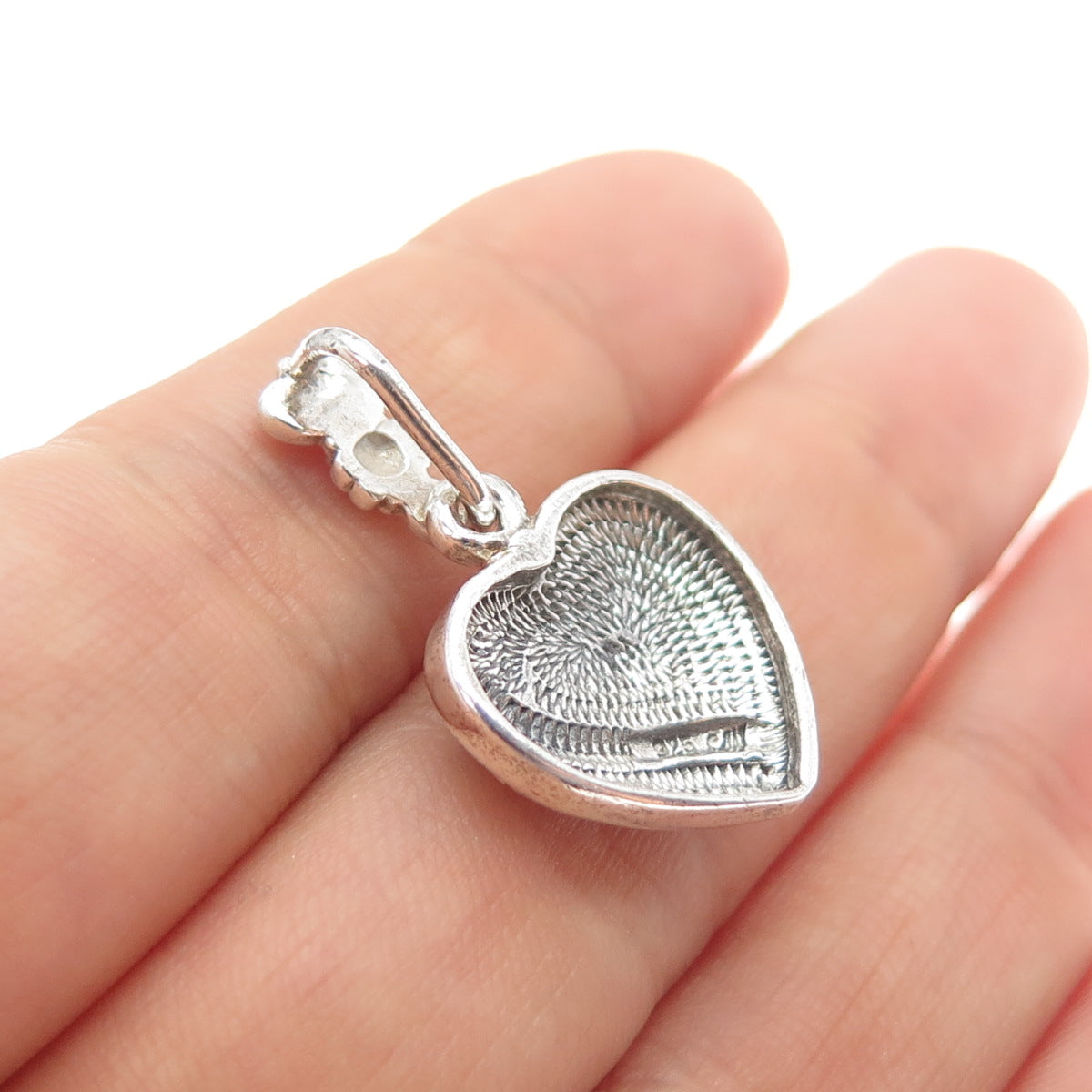 CHARLES WINSTON 925 Sterling Silver Vintage Flower Heart Oxidized Charm Pendant