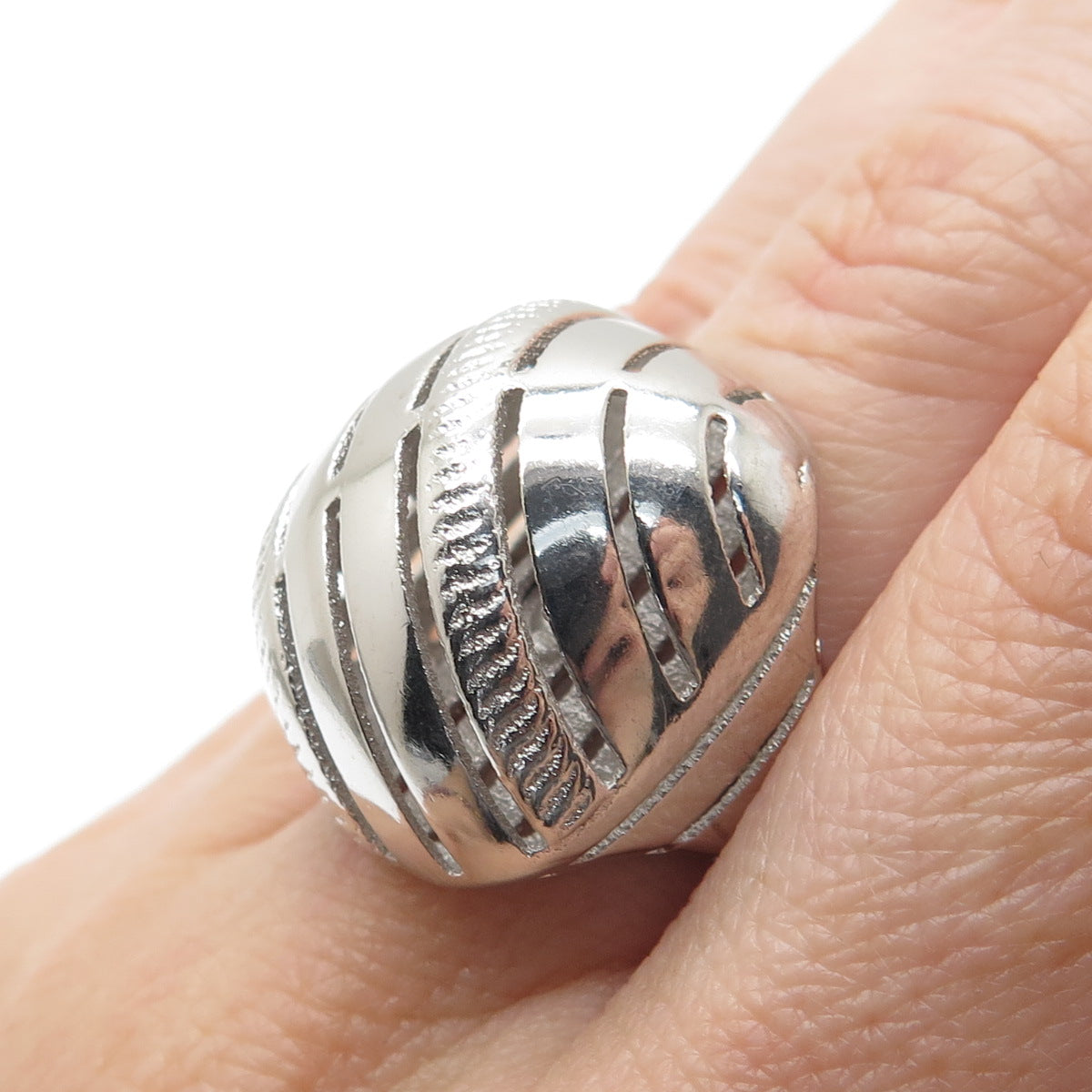 925 Sterling Silver Italy Modernist Ribbed Dome Ring Size 6.5