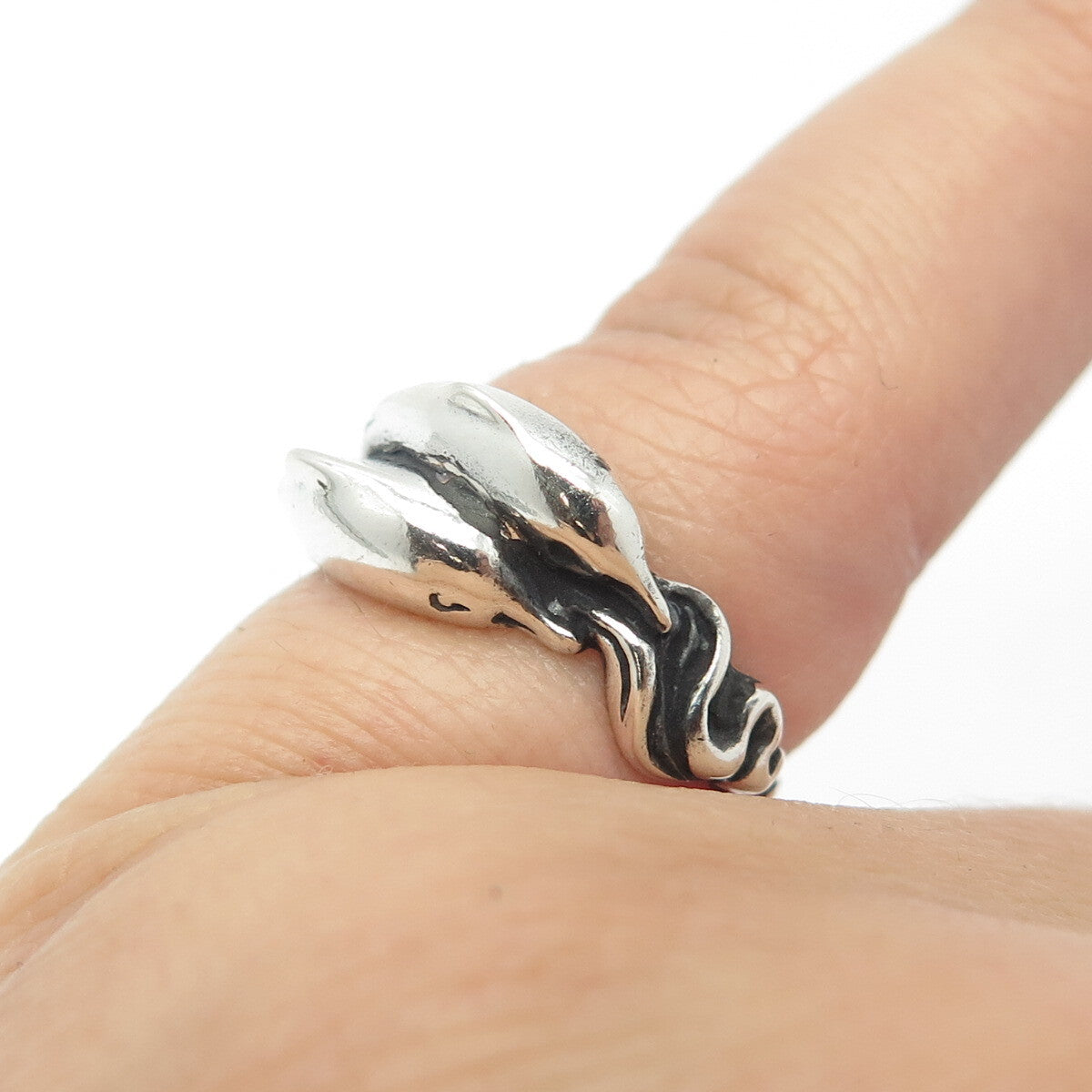 925 Sterling Silver Vintage Friendly Dolphin Ring Size 5