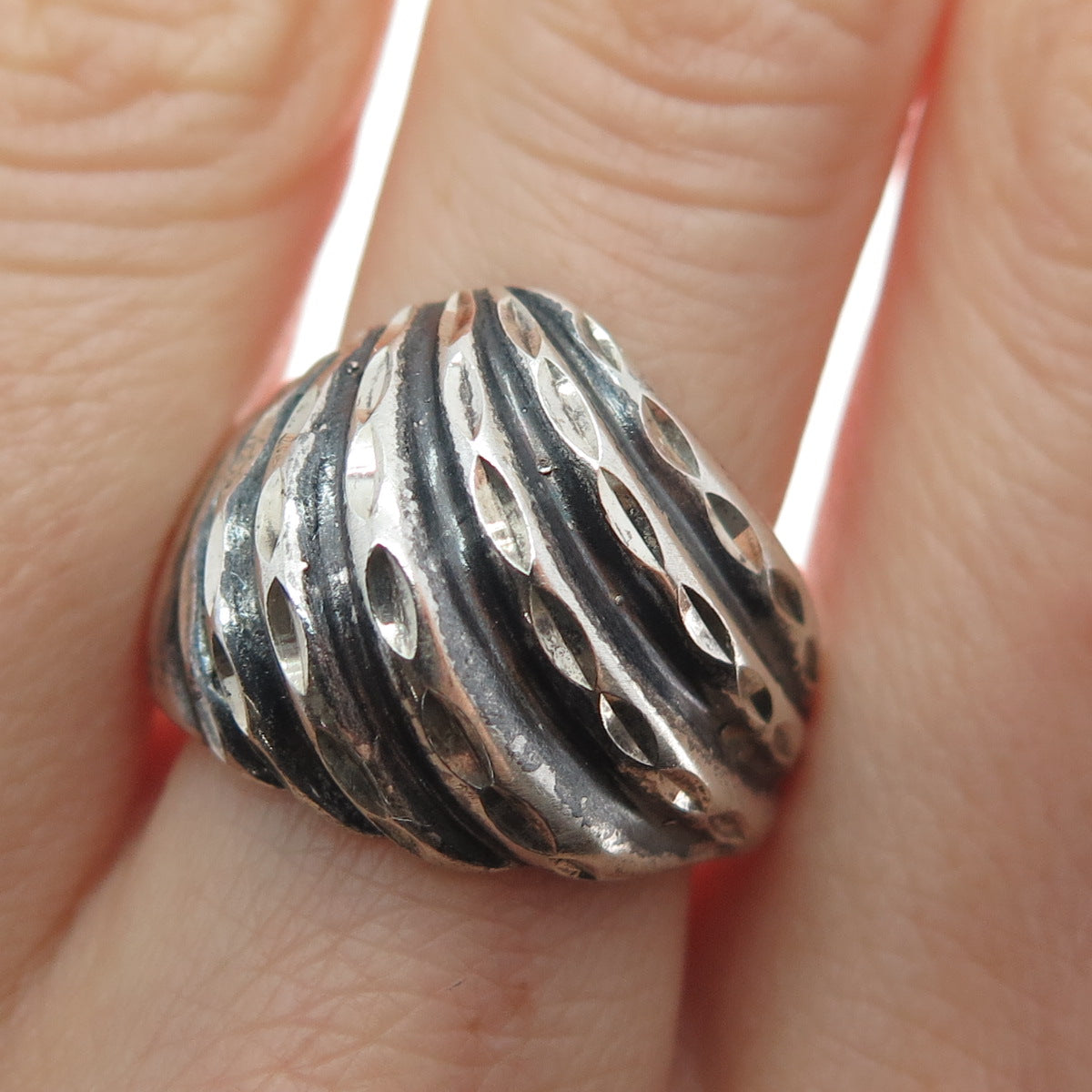 MAISELS INDIAN TRADING Sterling Silver Vintage Modernist Oxidized Ring Size 8