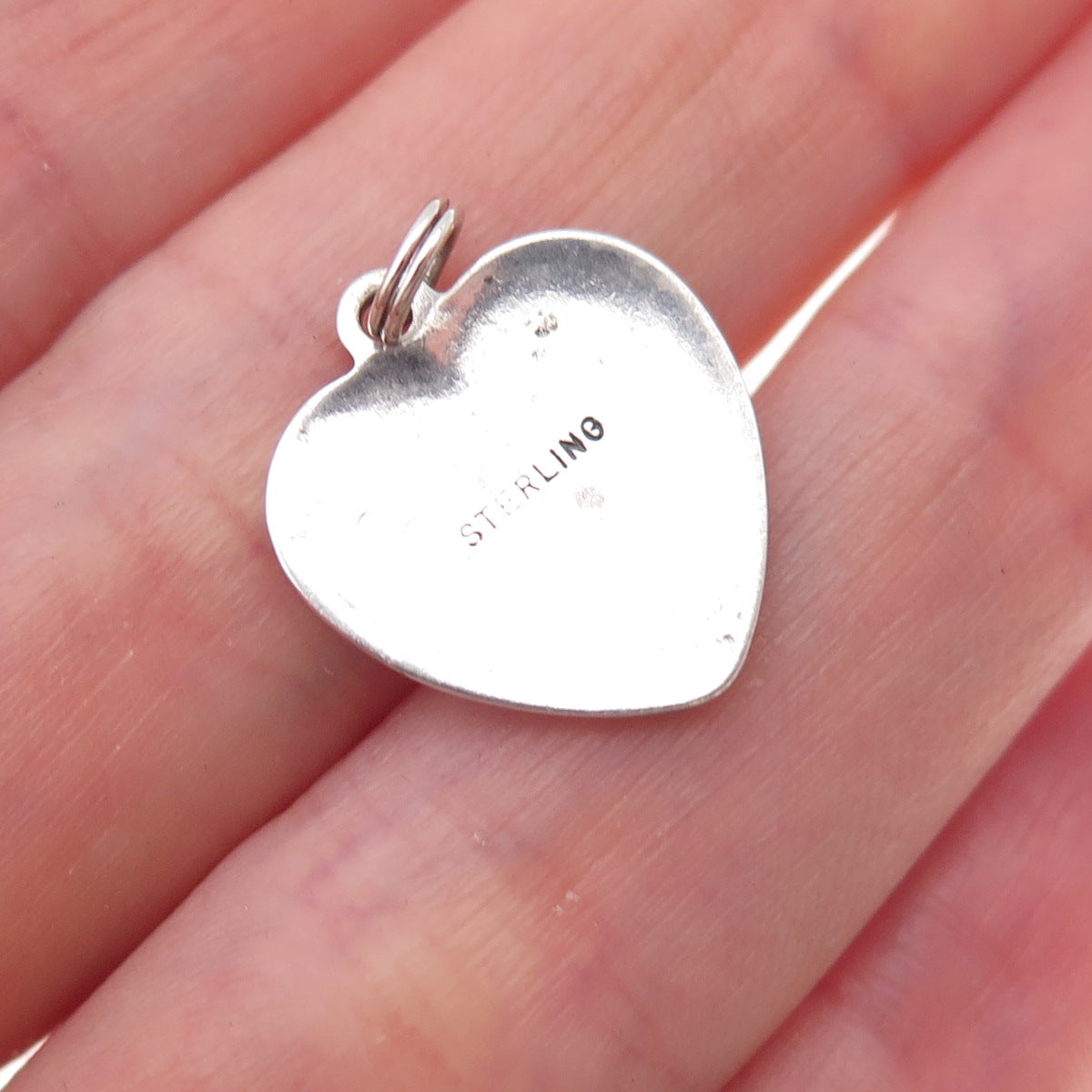 925 Sterling Silver Vintage Floral Scroll Heart Oxidized Charm Pendant