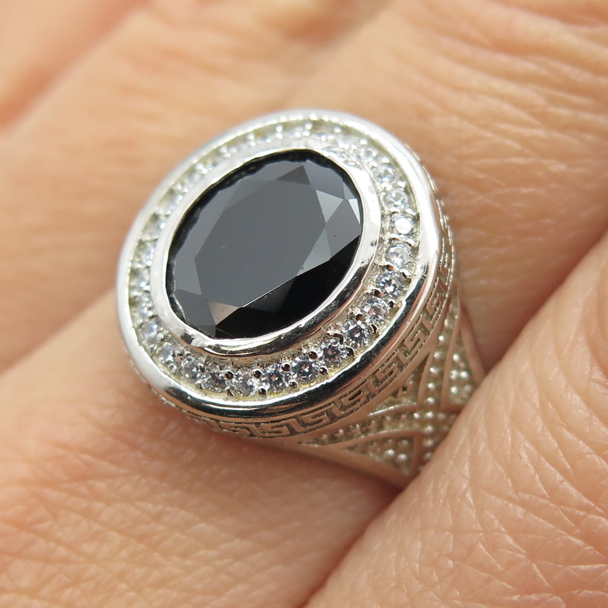 925 Sterling Silver Real Black Spinel & C Z Greek Maze Ring Size 8.5