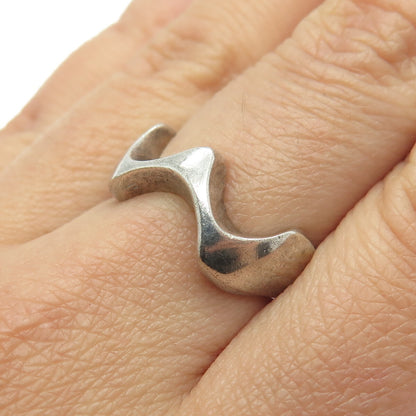 925 Sterling Silver Vintage Israel Wavy Oxidized Ring Size 8.25