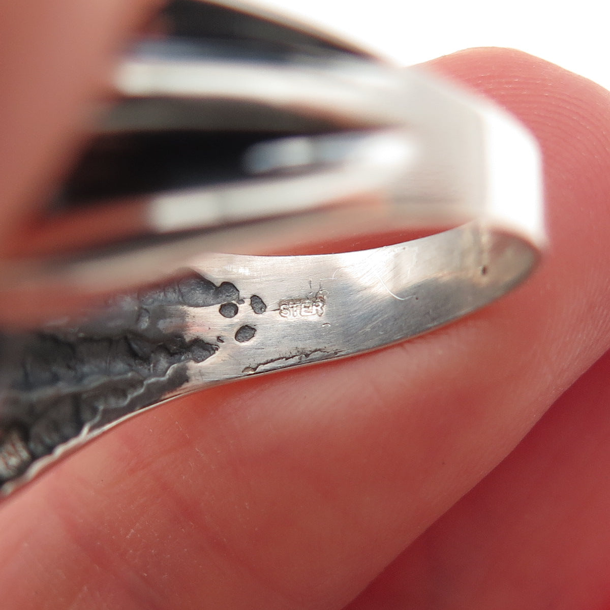 925 Sterling Silver Vintage Modernist Bypass Oxidized Ring Size 7.25