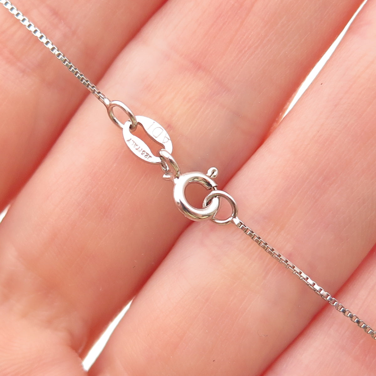 925 Sterling Silver Round-Cut C Z Disc Box Chain Necklace 18"