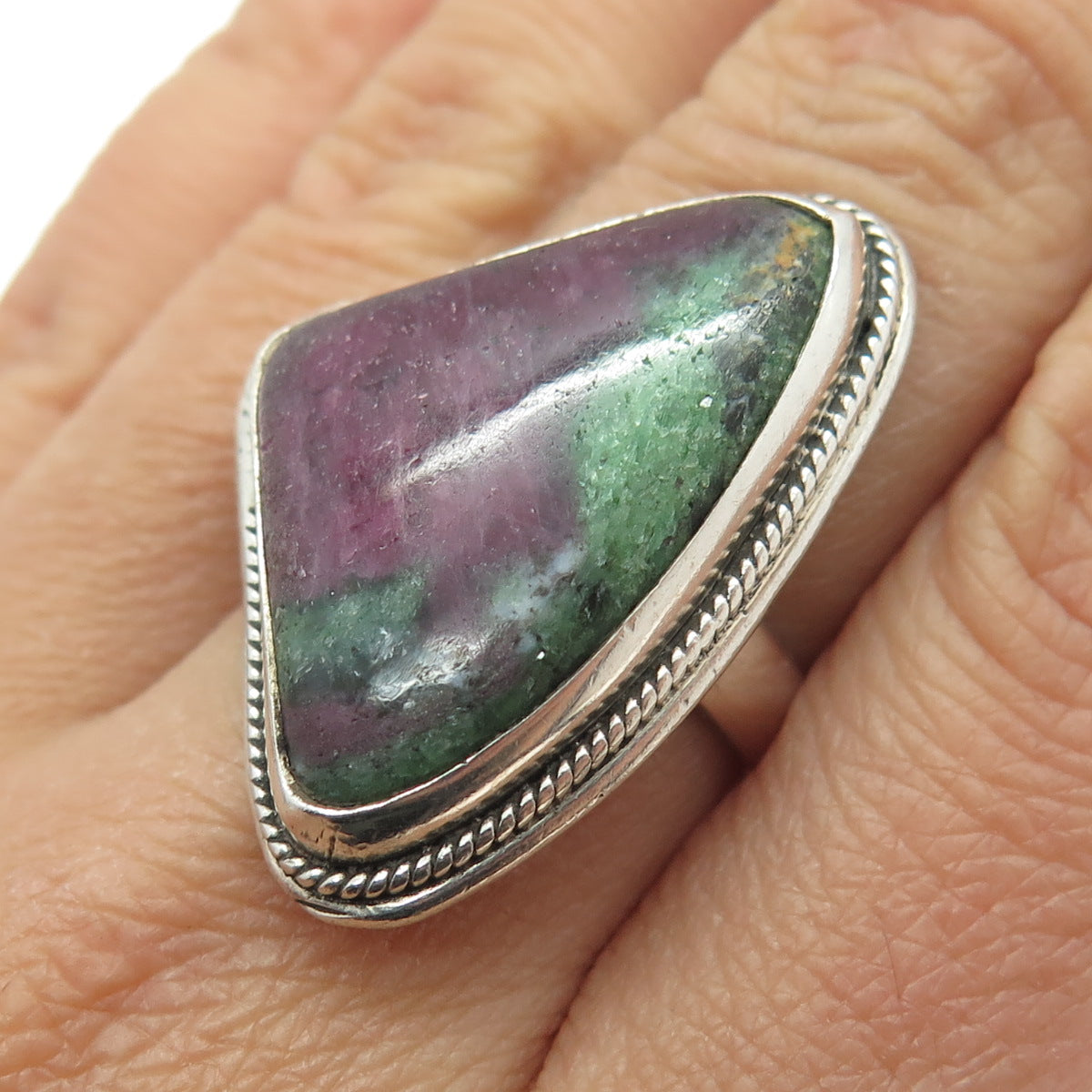 925 Sterling Silver Vintage Real Zoisite Ruby Modernist Ring Size 7.75