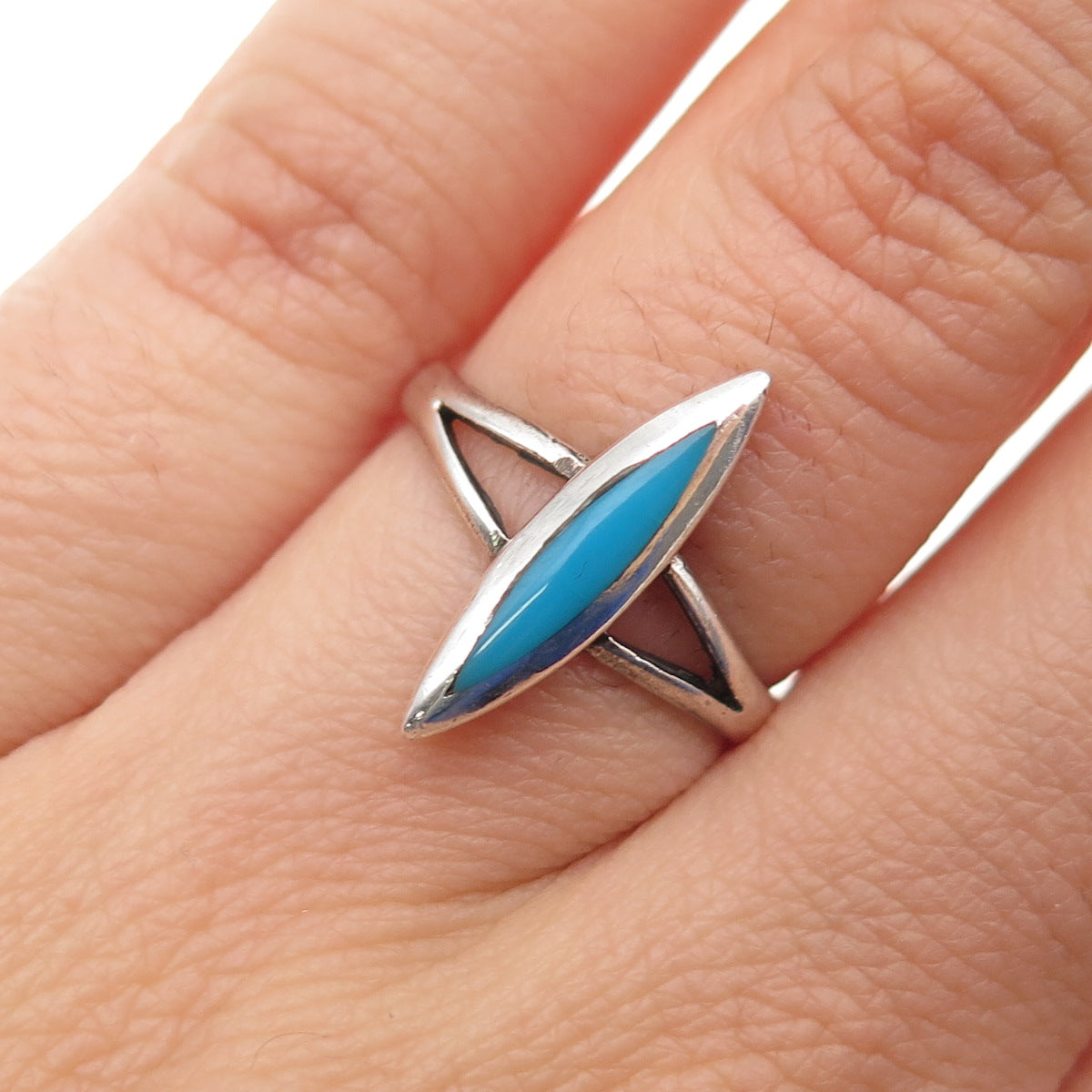 925 Sterling Silver Vintage Southwestern Real Bisbee Turquoise Ring Size 6