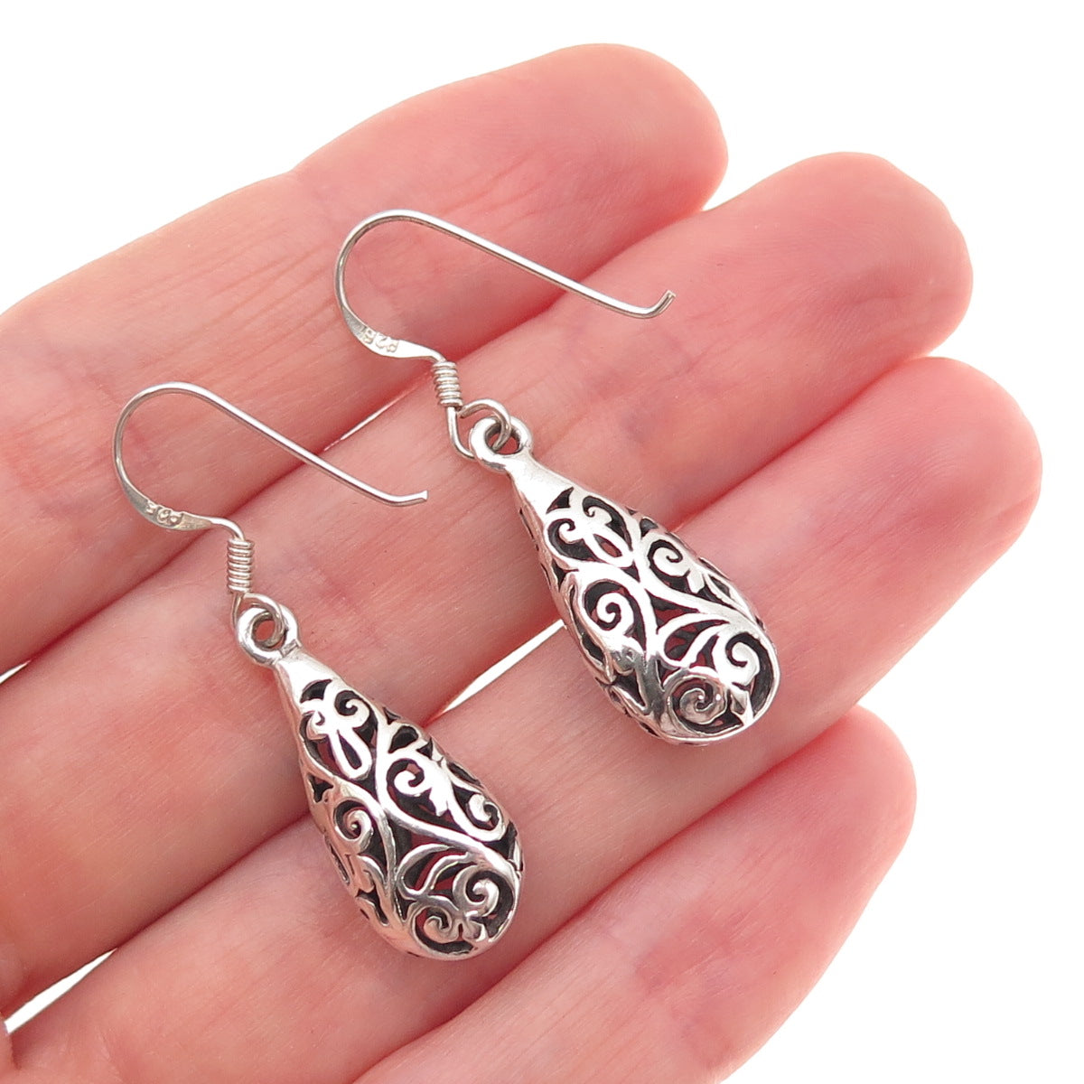 925 Sterling Silver Vintage Floral Scroll Teardrop Oxidized Dangle Earrings