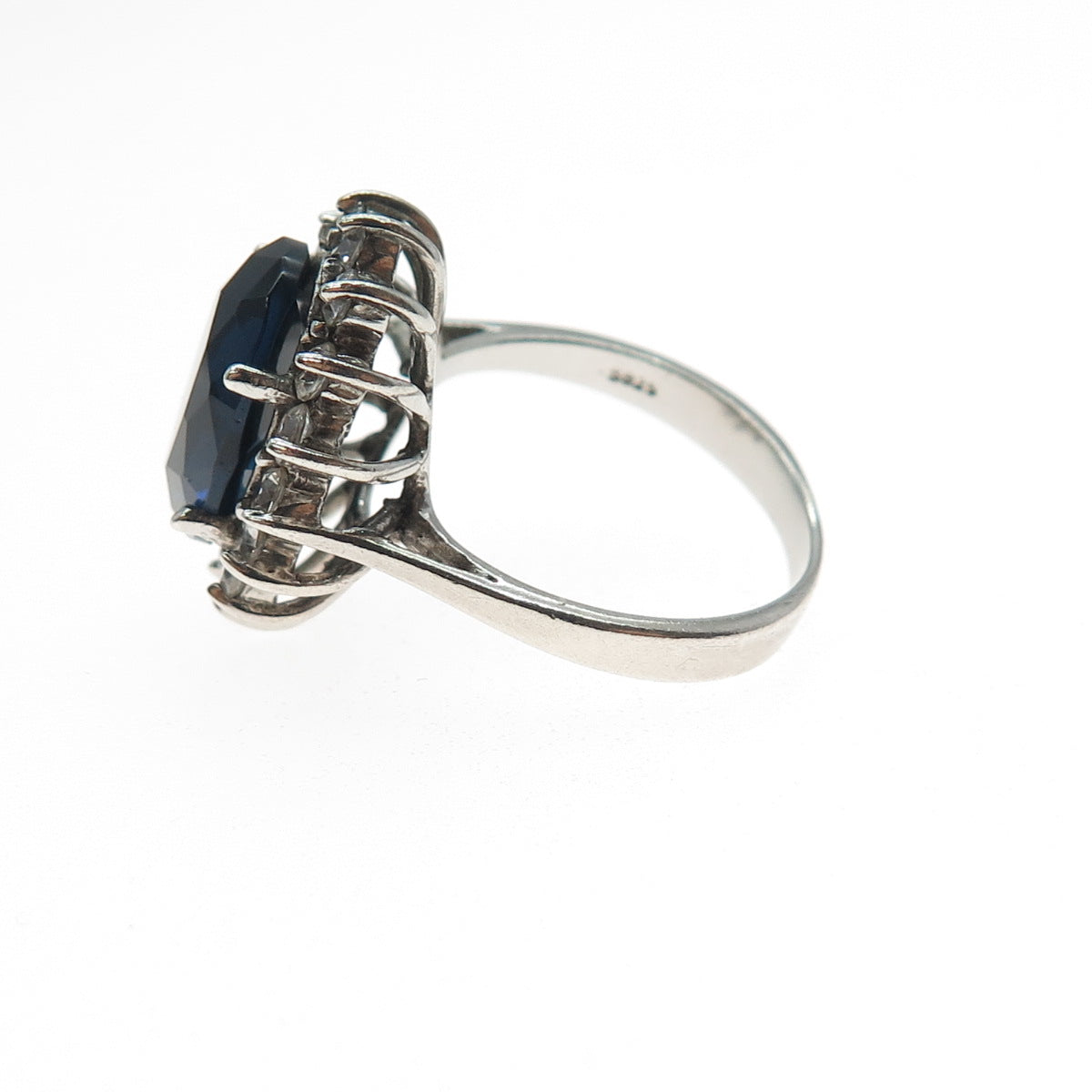 925 Sterling Silver Vintage Dark Blue & White C Z Bohemian Ring Size 8