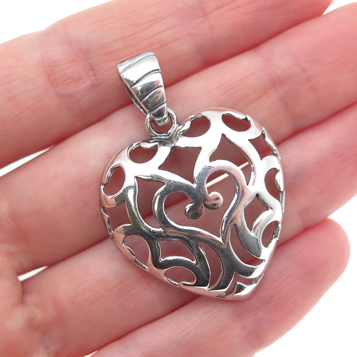 MILOR 925 Sterling Silver Vintage Italy Ornate Heart Oxidized Charm Pendant
