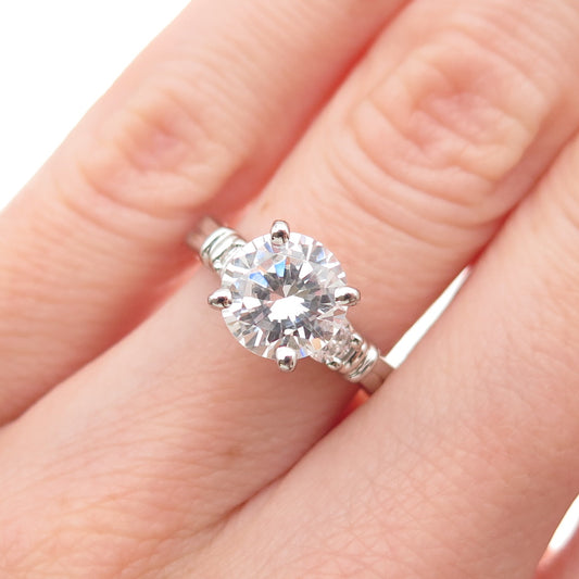 925 Sterling Silver Round-Cut C Z Engagement Ring Size 5.25