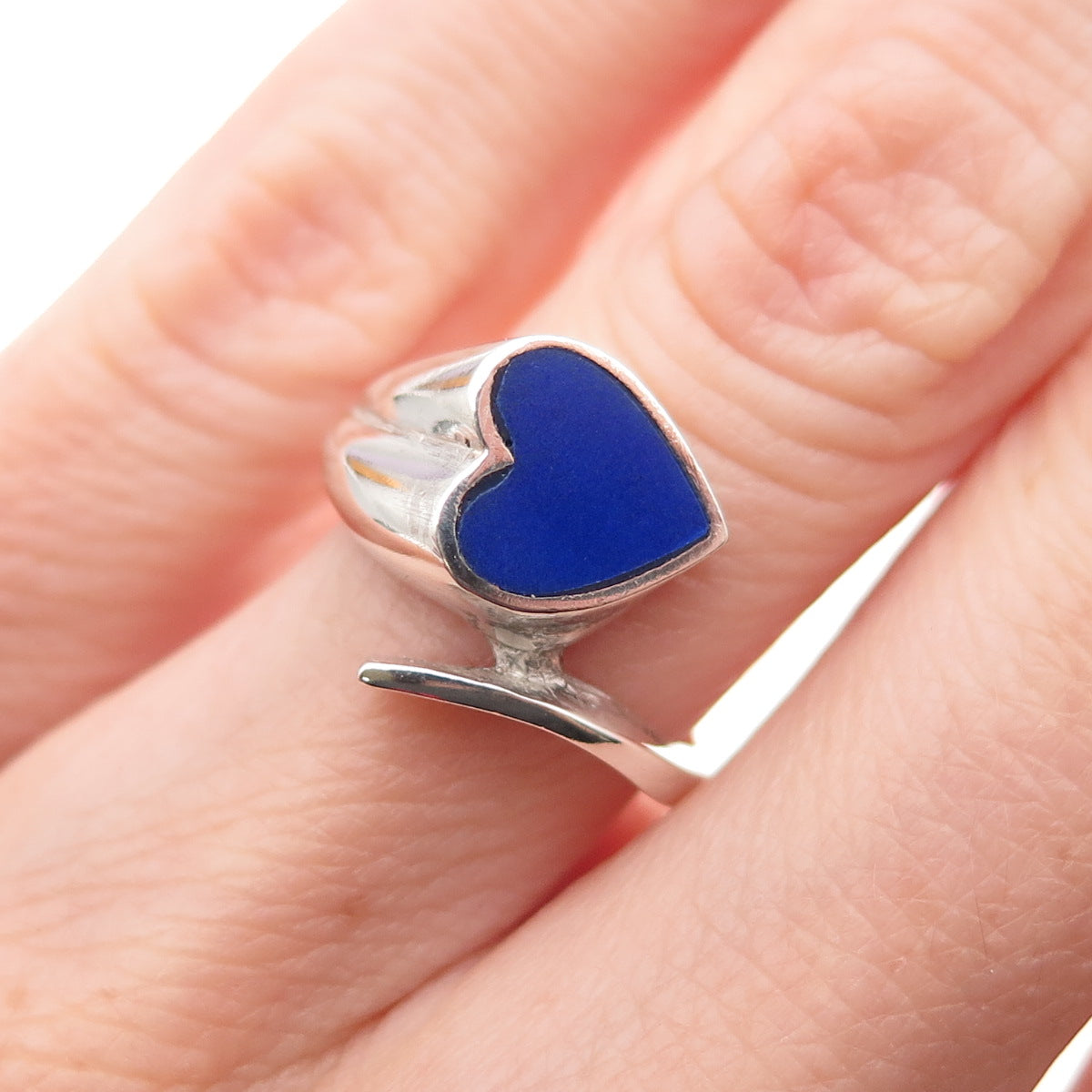 925 Sterling Silver Vintage Real Lapis Heart Bypass Oxidized Ring Size 4.5