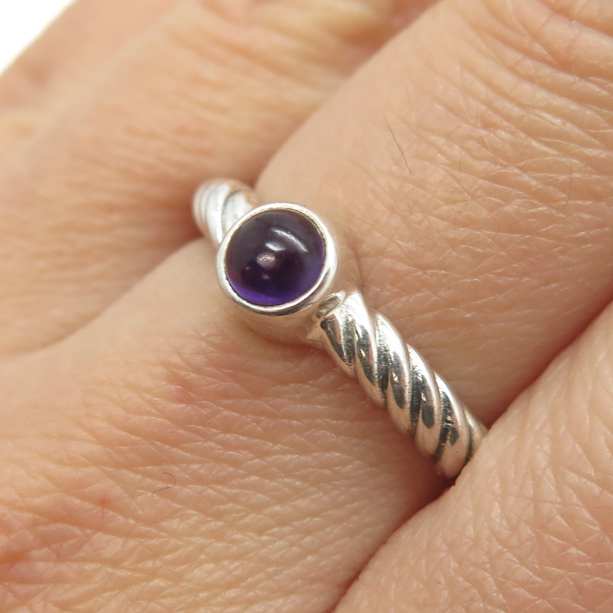 925 Sterling Silver Vintage Real Amethyst Gemstone Twisted Ring Size 8.5