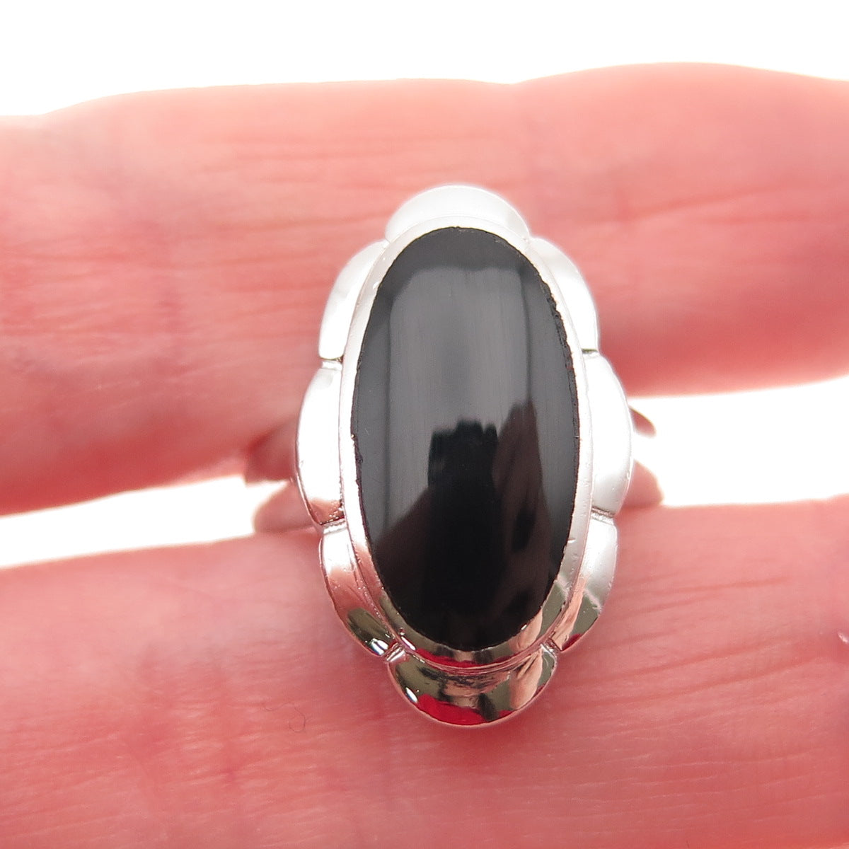 925 Sterling Silver Real Oval-Cut Black Onyx Floral Ring Size 6.25