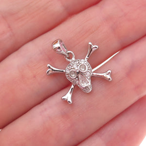 925 Sterling Silver Round-Cut C Z Skull & Crossbones Charm Pendant