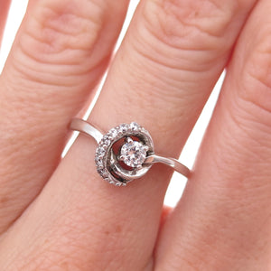 925 Sterling Silver Round-Cut C Z Twisted Knot Ring Size 6