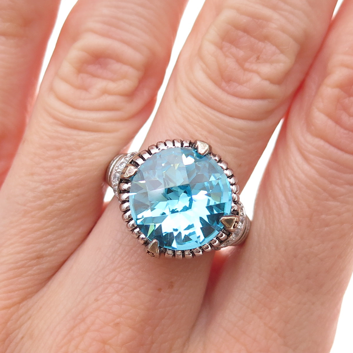 925 Sterling Silver 2-Tone Round-Cut Blue & White C Z Ribbed Ring Size 8.25