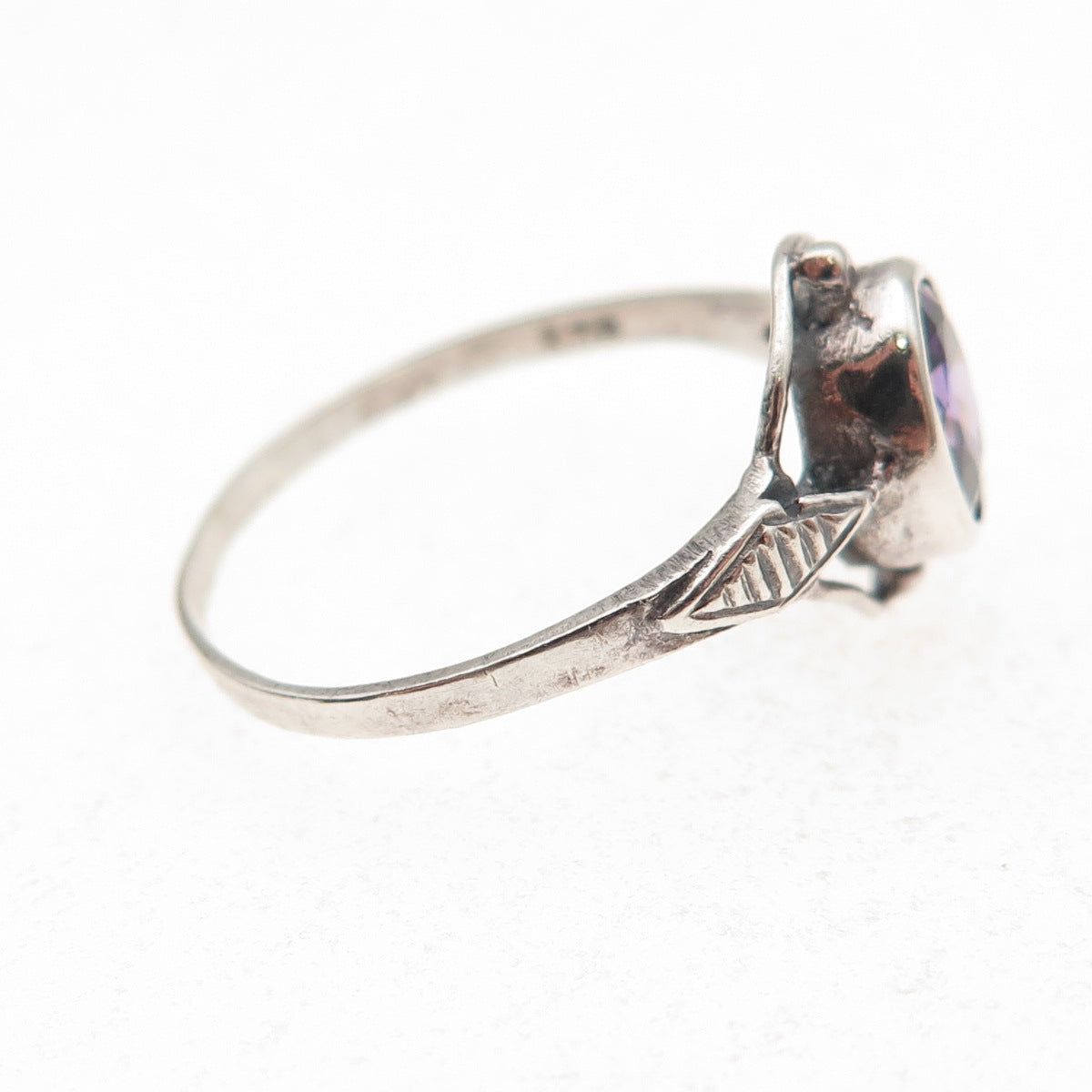 925 Sterling Silver Vintage Real Oval-Cut Amethyst Oxidized Ring Size 7