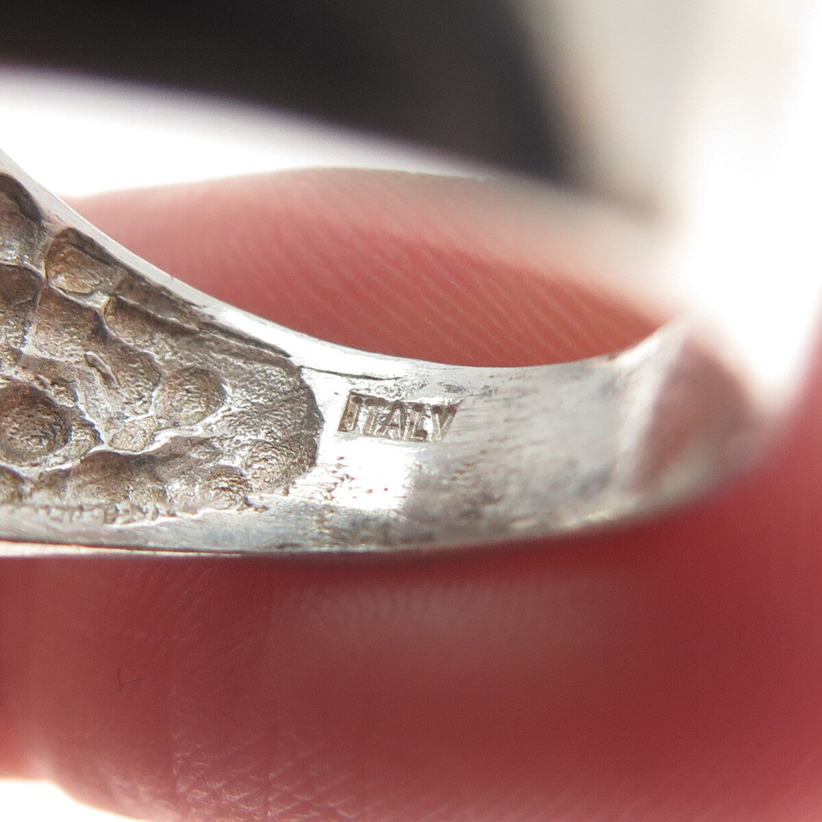 925 Sterling Silver Vintage Italy Modernist Wavy Oxidized Ring Size 7.75