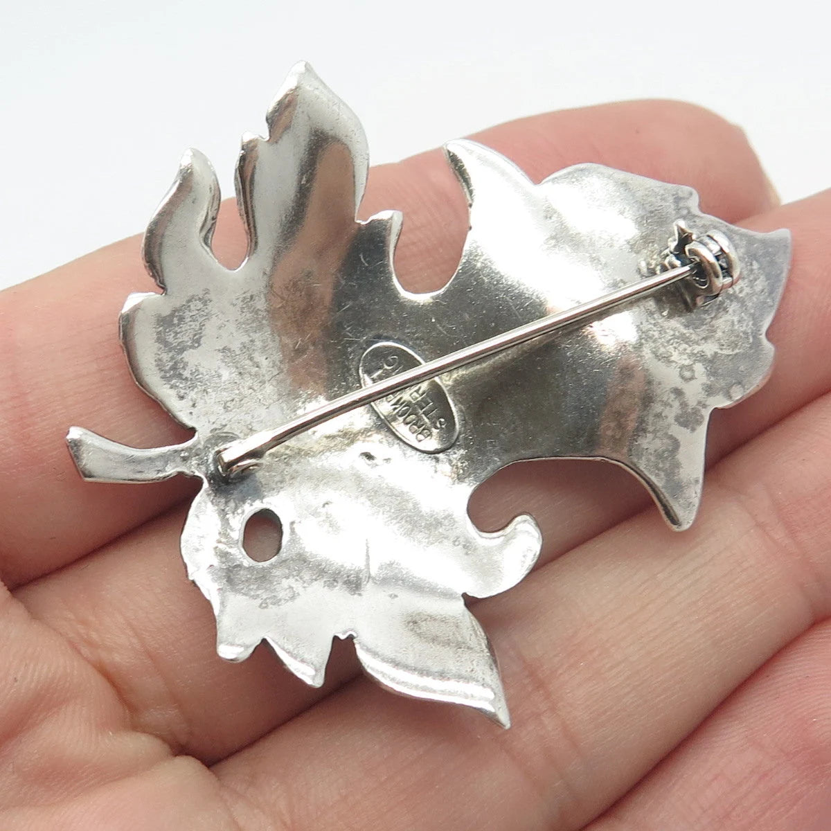 925 Sterling Silver Vintage Brookraft Grape Leaf Pin Brooch