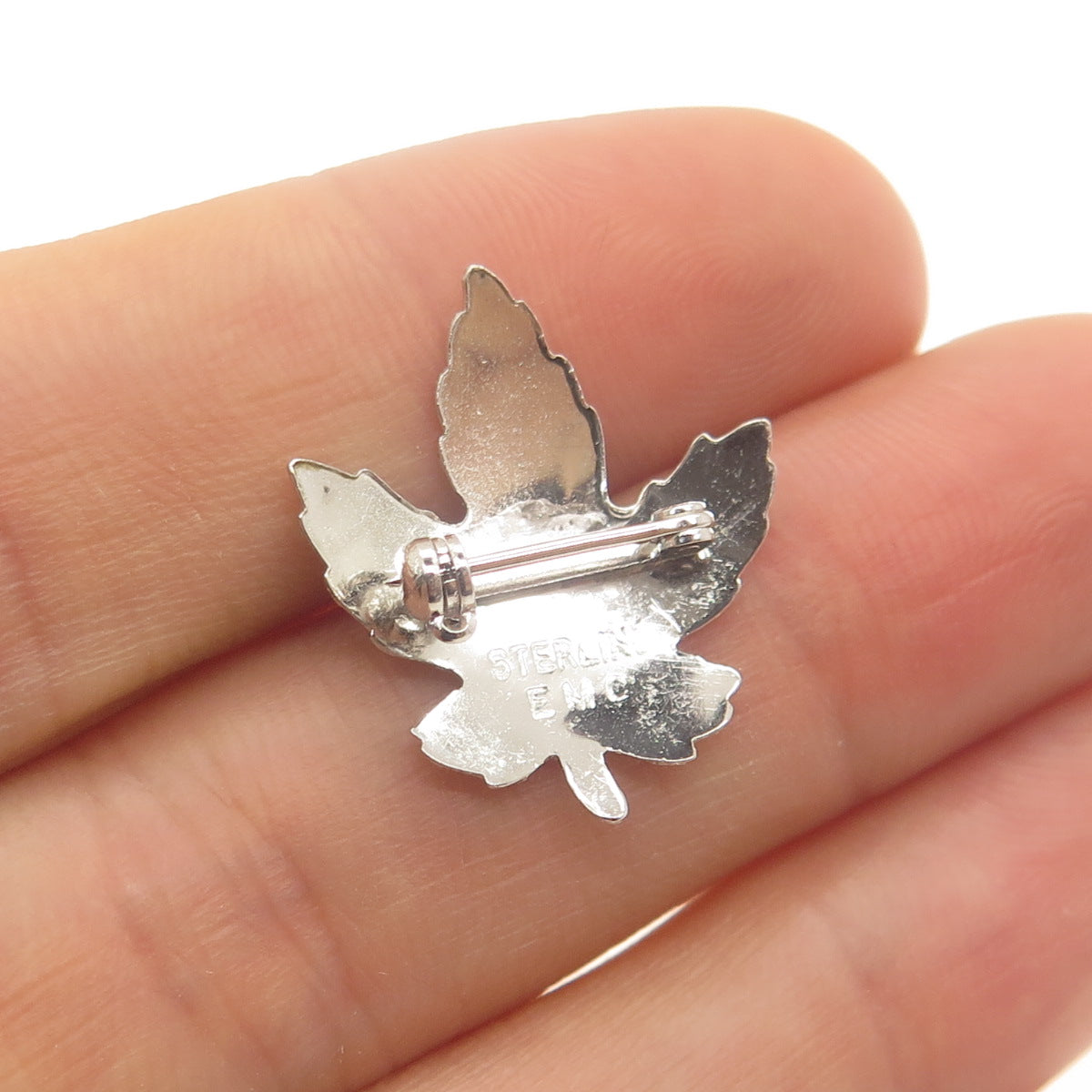 925 Sterling Silver Vintage EMC Maple Leaf Minimalist Pin Brooch