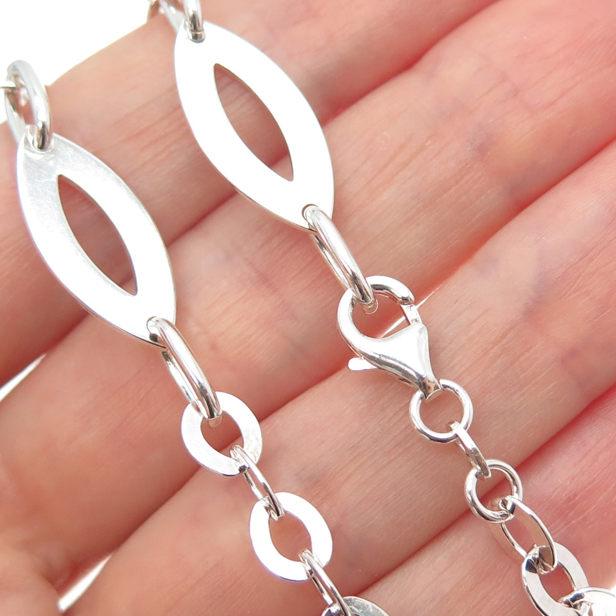 925 Sterling Silver Vintage Marquise-Shape & Oval Disc Chain Necklace 18"