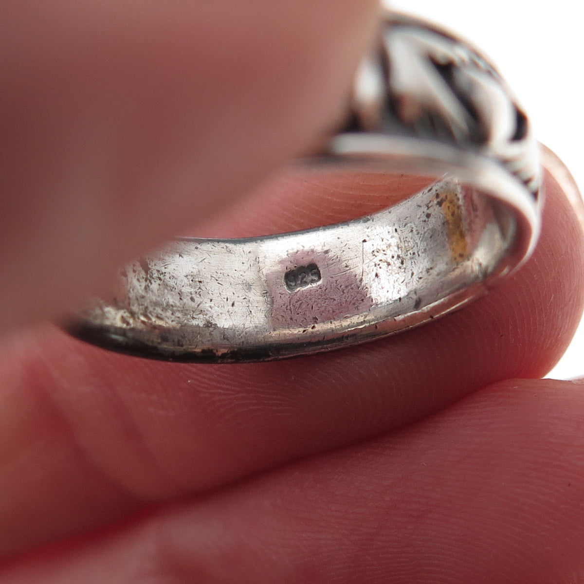 925 Sterling Silver Vintage Irish Claddagh Oxidized Band Ring Size 6.75