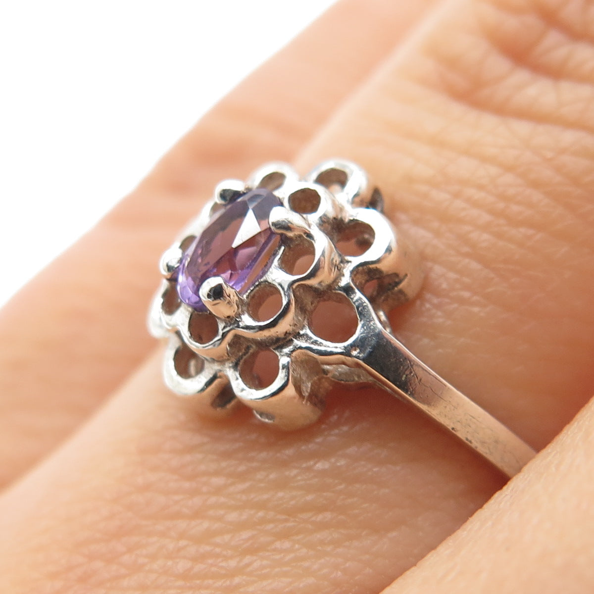 925 Sterling Silver Vintage Real Oval-Cut Amethyst Flower Ring Size 7.25
