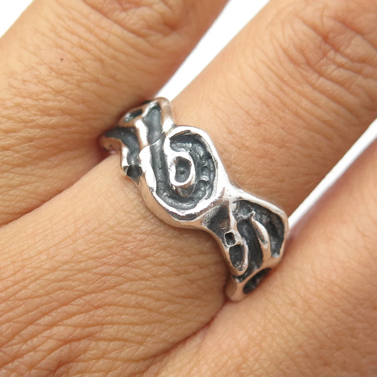 925 Sterling Silver Vintage Modernist Band Ring Size 8.5