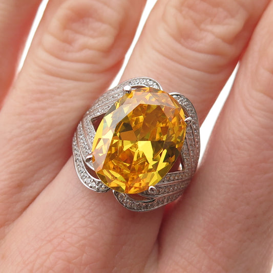 925 Sterling Silver Oval-Cut Canary & Round-Cut White C Z Ring Size 7