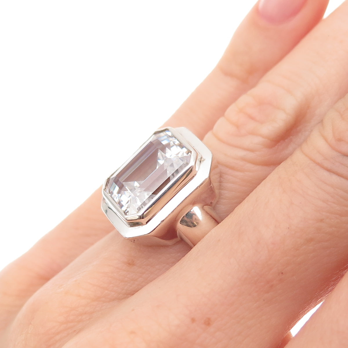 925 Sterling Silver Vintage Emerald-Cut C Z Engagement Ring Size 6