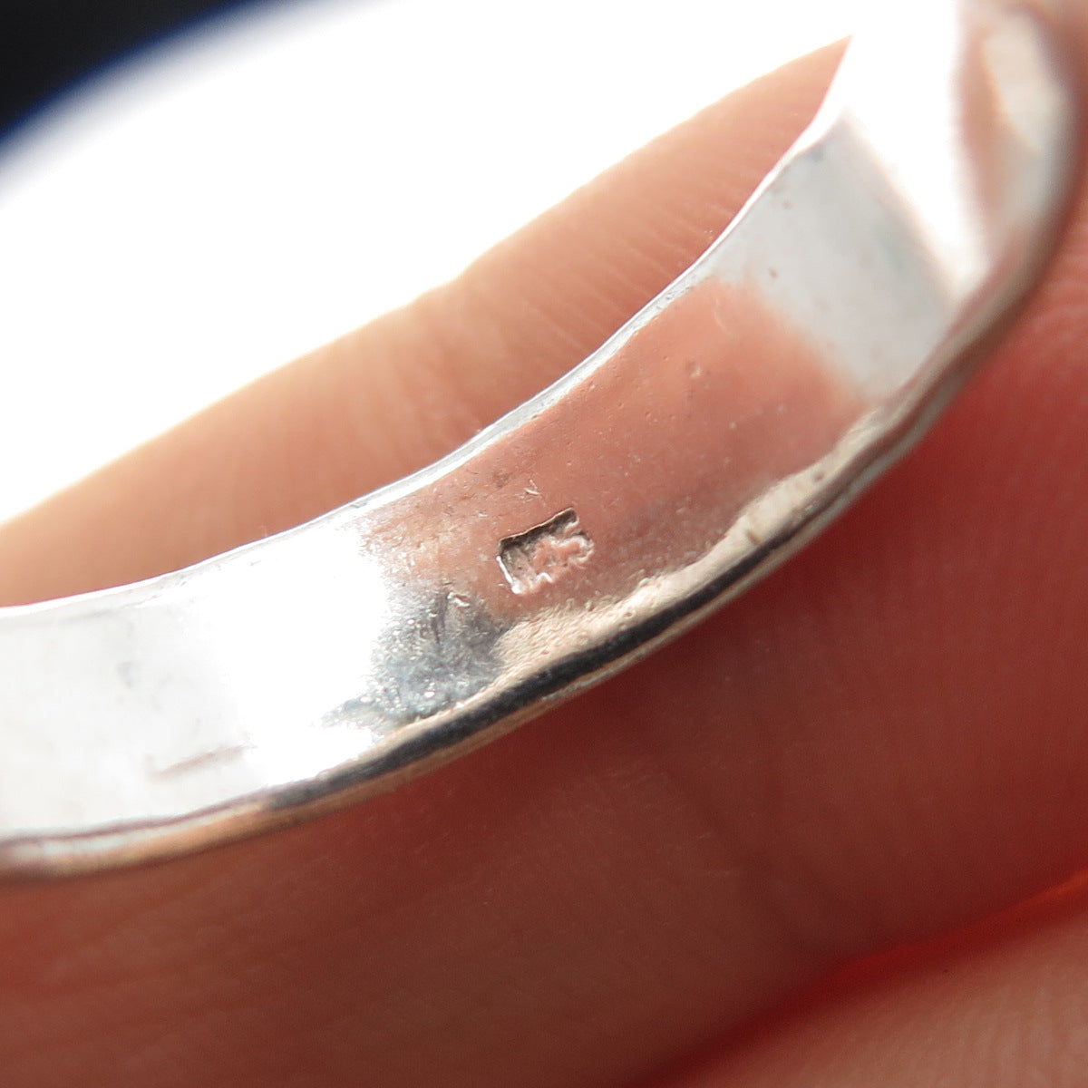 925 Sterling Silver Vintage Hammered Wedding Band Ring Size 8.75