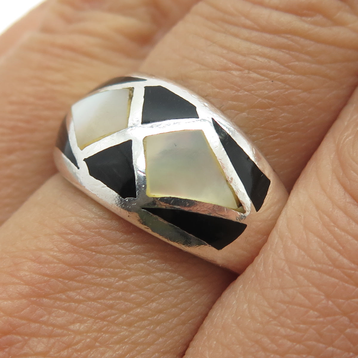 925 Sterling Silver Vintage Real Black Onyx Gem & Mother-of-Pearl Ring Size 9