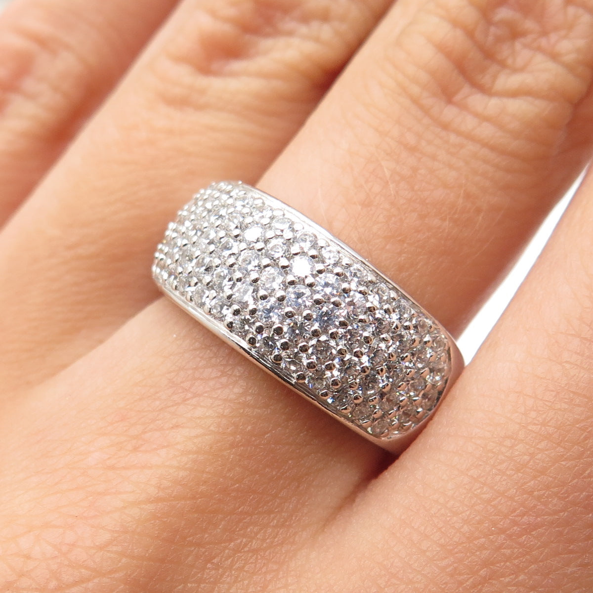 925 Sterling Silver Round-Cut C Z Sparkle Ring Size 6.75